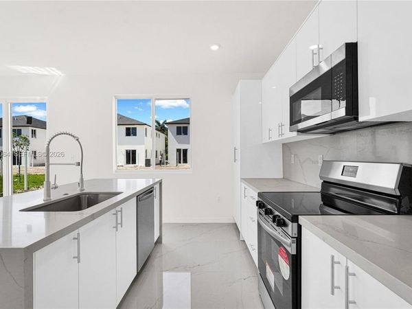 22555 SW 125th Ave , Unit 13A, Miami, FL 33170