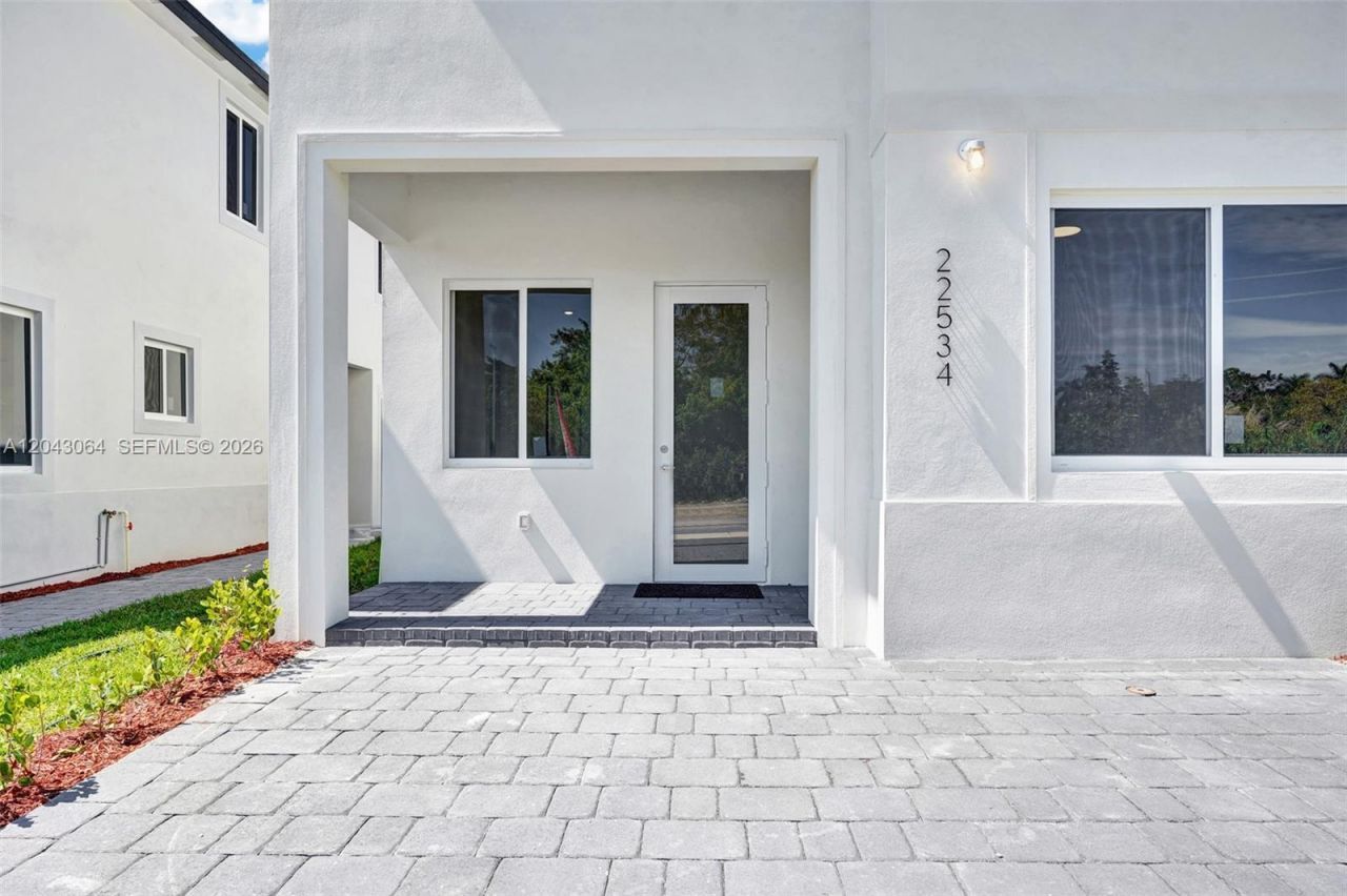 22555 SW 125th Ave, Unit 13A, Miami, FL 33170 Photo