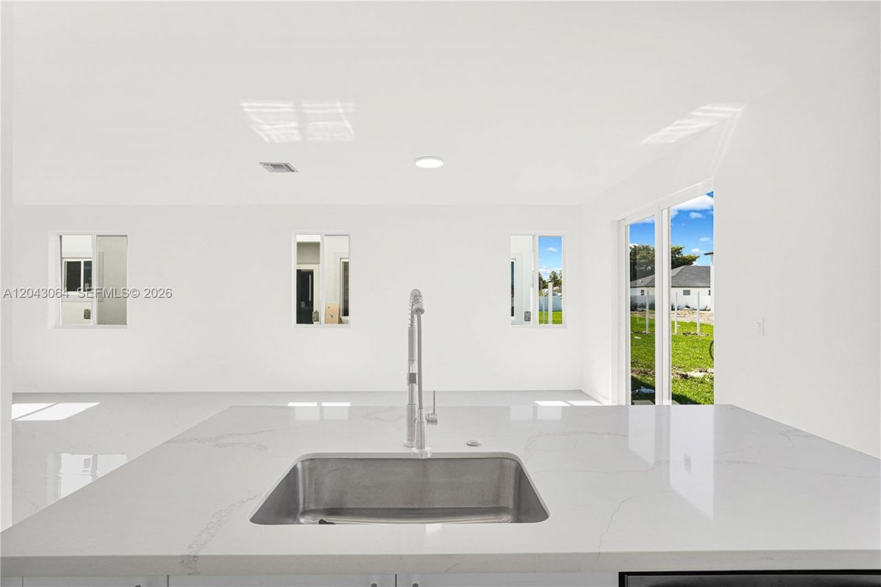 22555 SW 125th Ave, Unit 13A, Miami, FL 33170 Photo