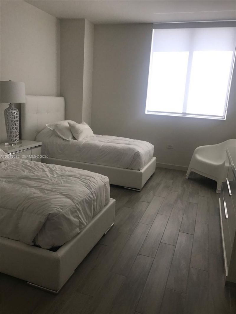 999 SW 1st Ave , Unit 2806, Miami, FL 33130 Photo