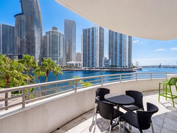 888 Brickell Key Dr , Unit 404, Miami, FL 33131