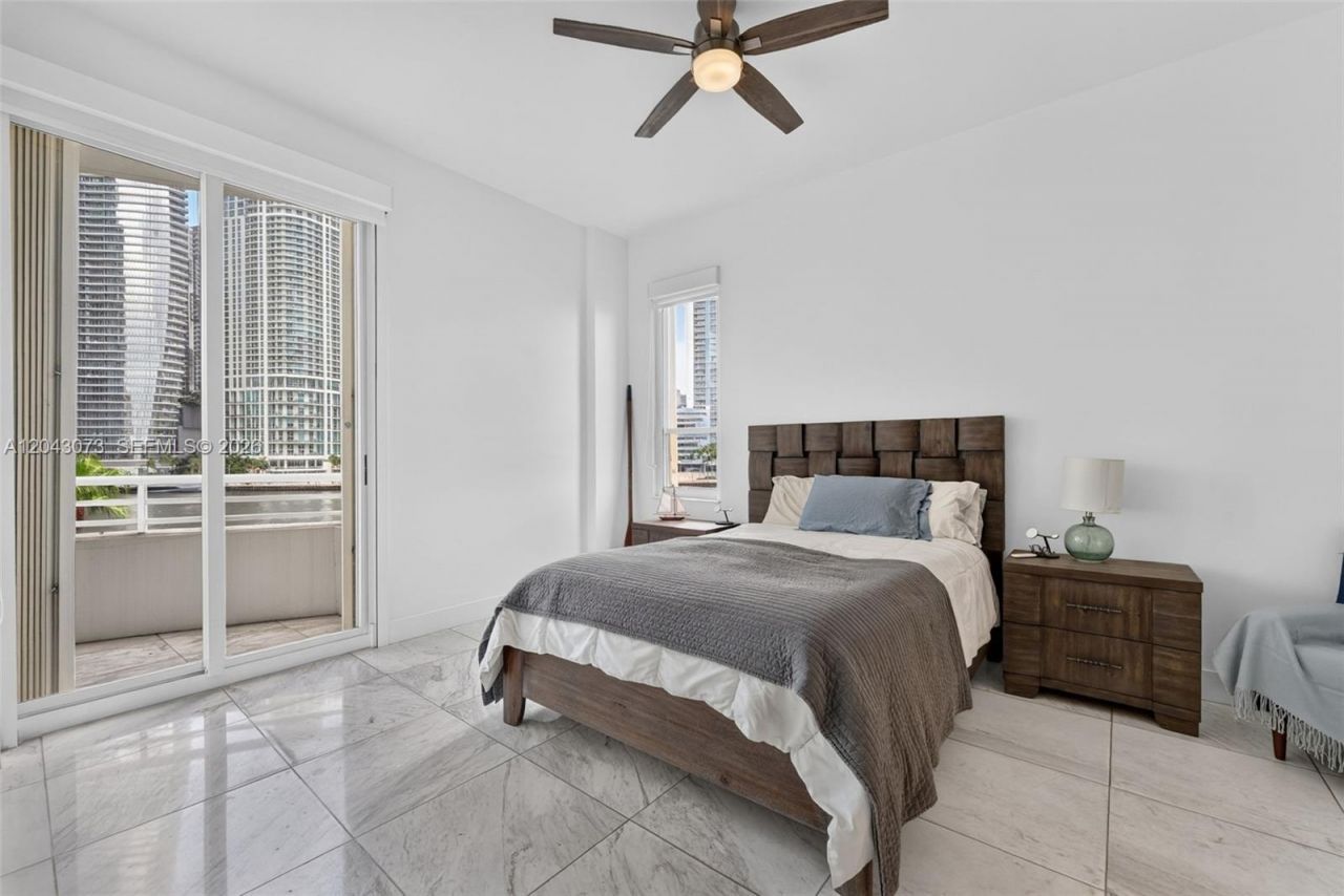 888 Brickell Key Dr , Unit 404, Miami, FL 33131 Photo