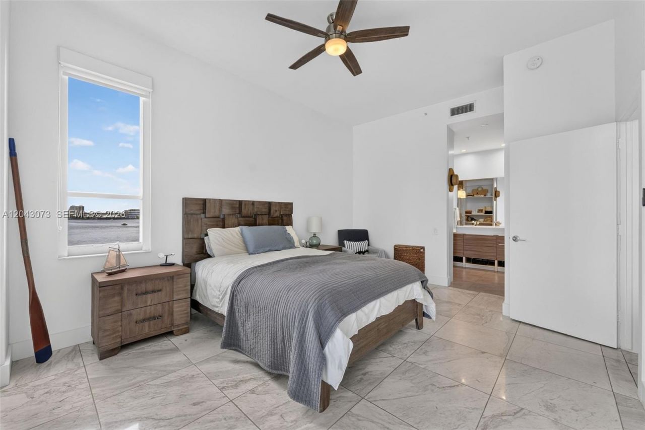 888 Brickell Key Dr , Unit 404, Miami, FL 33131 Photo