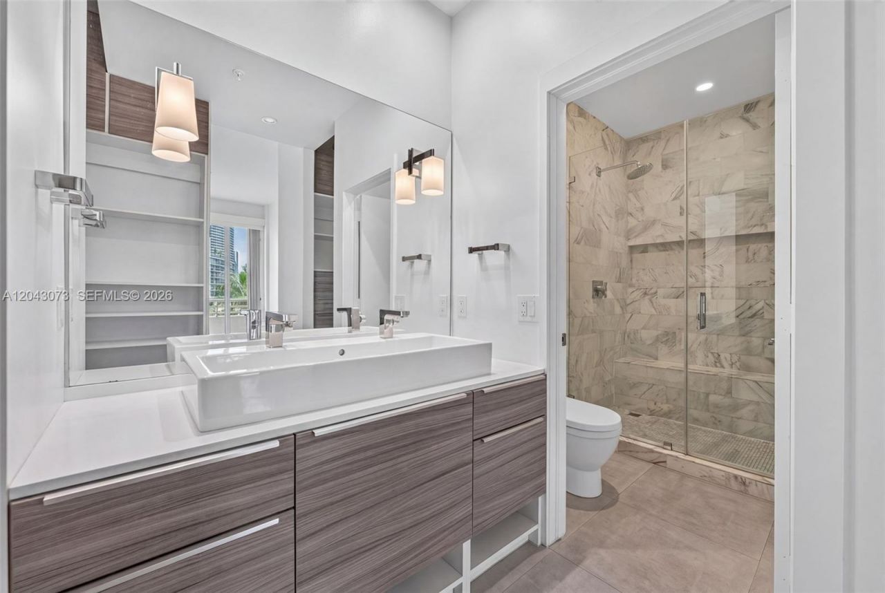 888 Brickell Key Dr , Unit 404, Miami, FL 33131 Photo