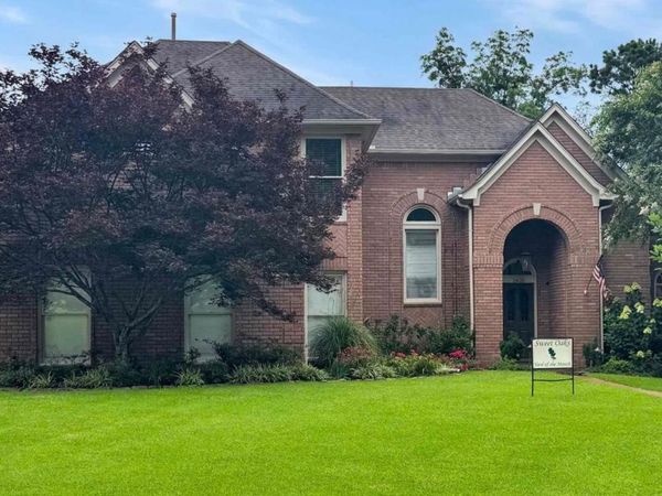 2620 SWEET OAKS CIR, Germantown, TN 38138