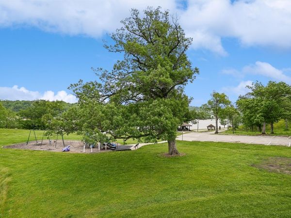 2245 Tranquil Court NW, Cedar Rapids, IA 52405