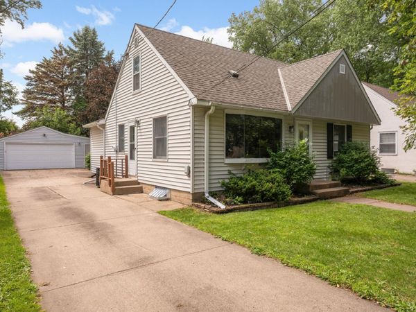 3908 Hayes Street NE, Columbia Heights, MN 55421