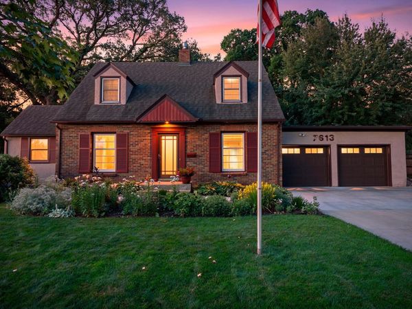 7613 49th Avenue N, New Hope, MN 55428