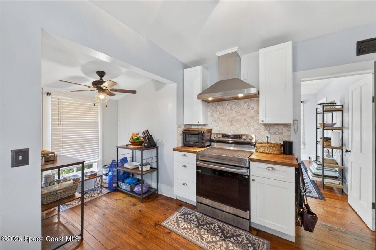 1654 Highland Avenue , Melbourne, FL 32935 Photo