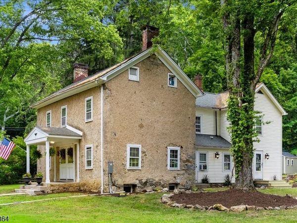 161 Musconetcong River Rd, Lebanon, NJ 07882