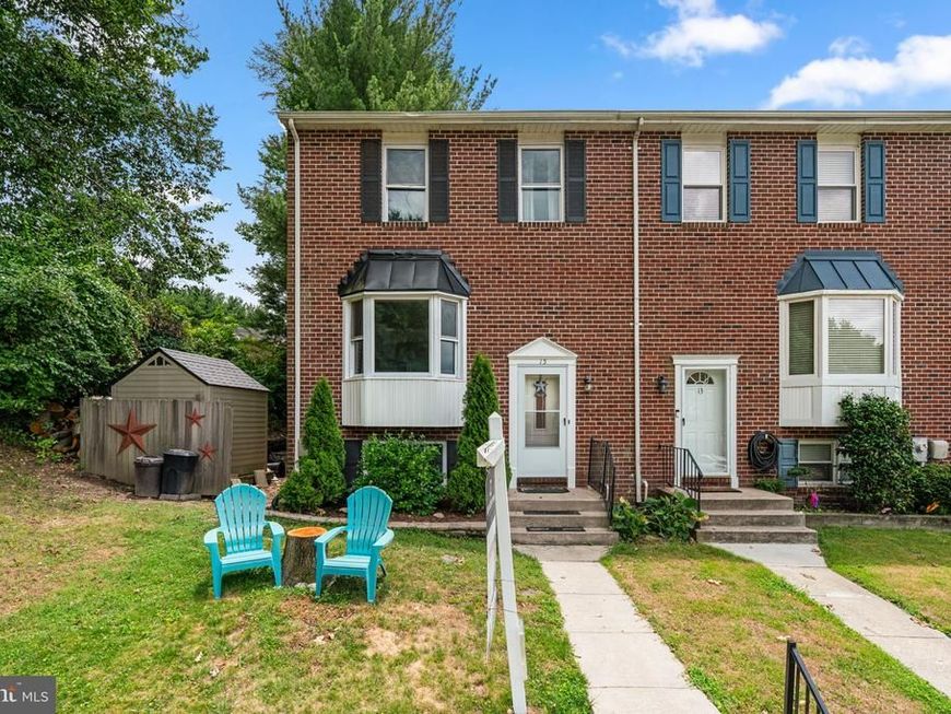15 Sylvanhurst Court, Baltimore, MD 21236 Main Photo