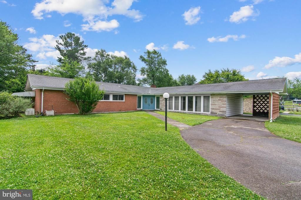 7905 WINTERSET AVENUE , PIKESVILLE, MD 21208