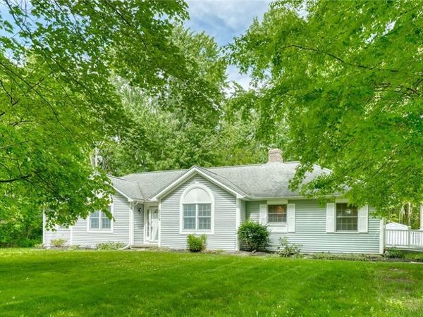 6578 Lakeside Road , Ontario, NY 14519