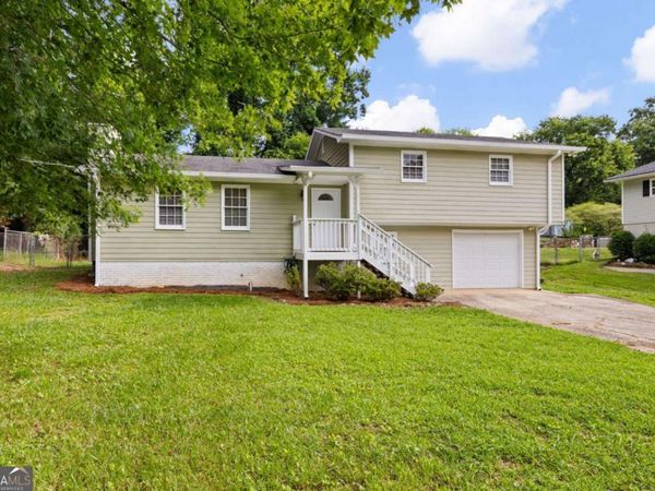4220 Terrace Drive, Acworth, GA 30101