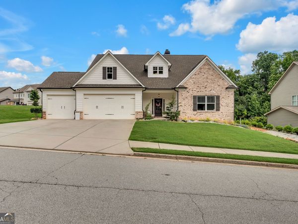 221 Morris Creek Drive, Hoschton, GA 30548