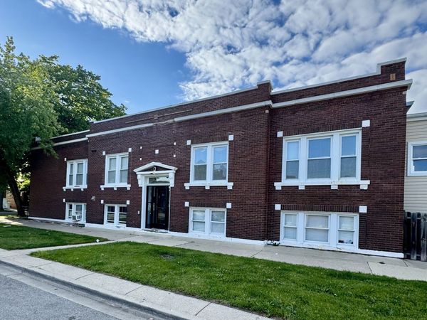 2345 Cuyler Avenue , Unit 2R, Berwyn, IL 60402