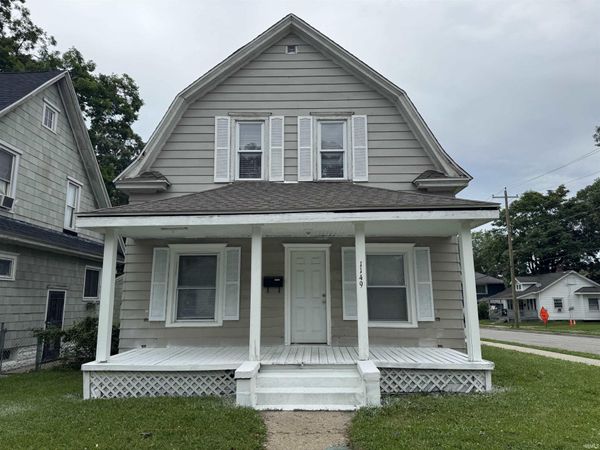 1149 E Indiana Avenue, South Bend, IN 46613
