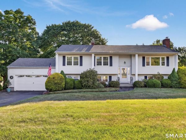 396 Village, North Branford, CT 06472