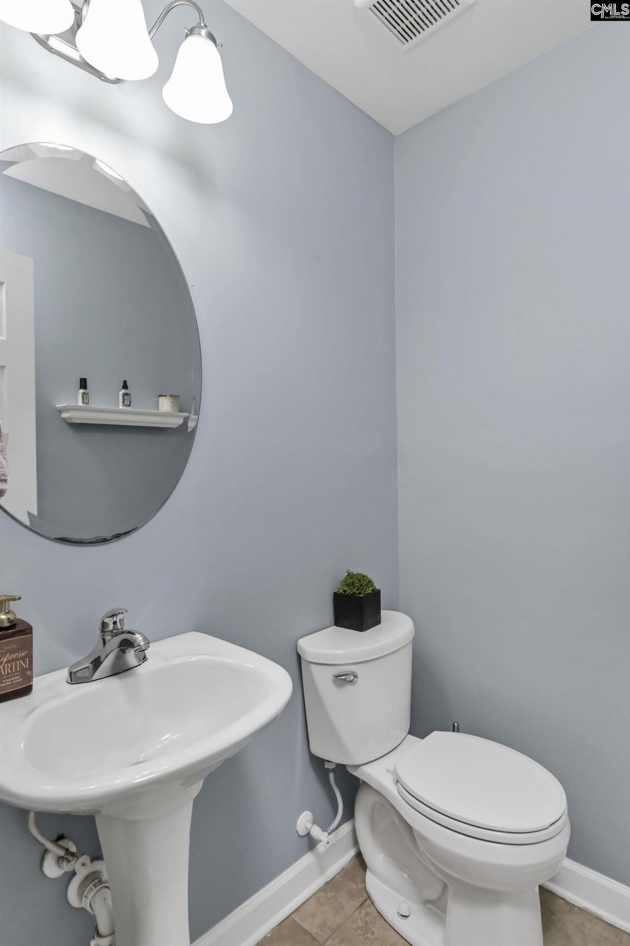 1027 Tarrytown Lane Photo 22