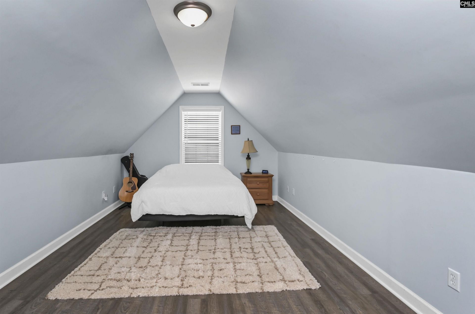 1027 Tarrytown Lane Photo 33