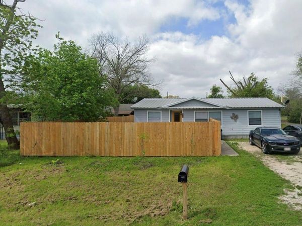 502 S Gabriel ST, Granger, TX 76530