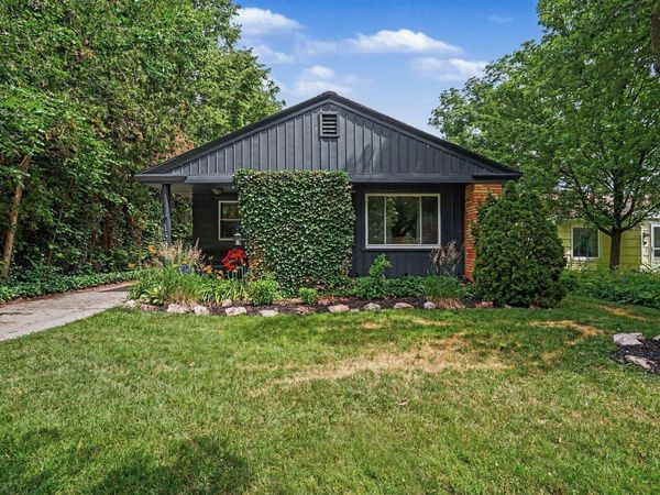 169 E 28th Street, Holland, MI 49423