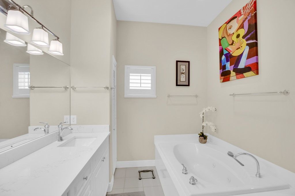 1050 Harbor Island Lane, Vero Beach, FL 32967 Photo