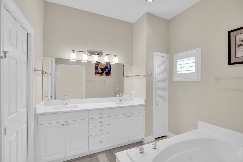 1050 Harbor Island Lane, Vero Beach, FL 32967 Photo