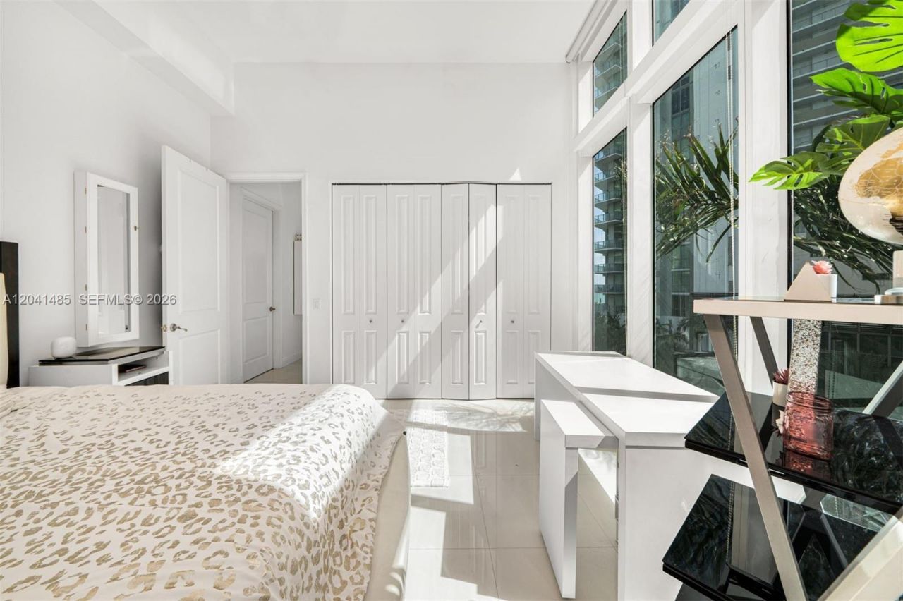 480 NE 30th St , Unit 501, Miami, FL 33137 Photo