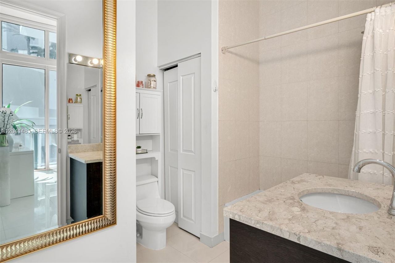 480 NE 30th St , Unit 501, Miami, FL 33137 Photo