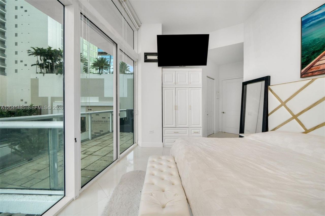 480 NE 30th St , Unit 501, Miami, FL 33137 Photo