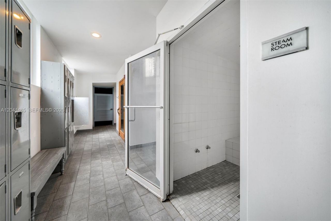 480 NE 30th St , Unit 501, Miami, FL 33137 Photo