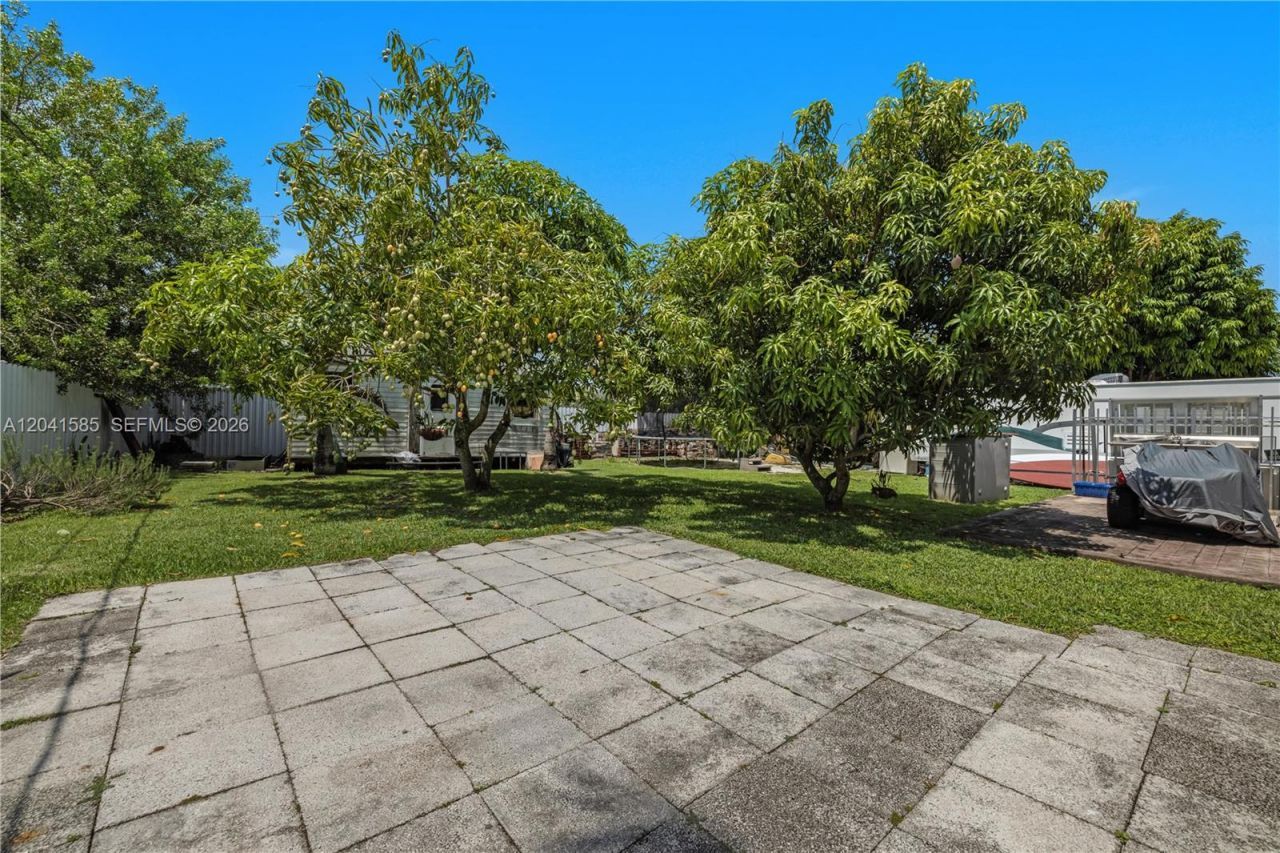 11525 Snapper Creek Dr, Miami, FL 33173 Photo