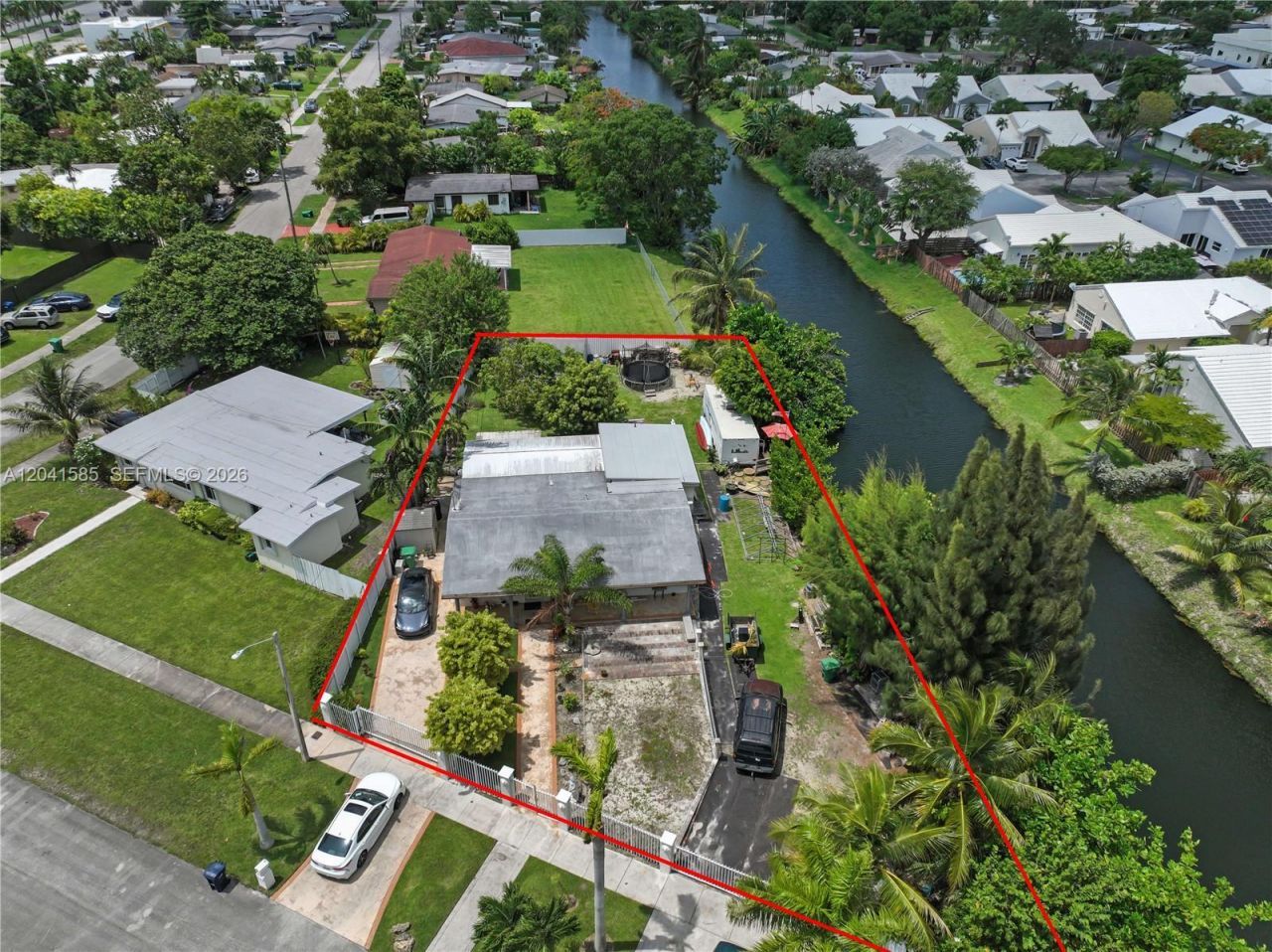 11525 Snapper Creek Dr, Miami, FL 33173 Photo