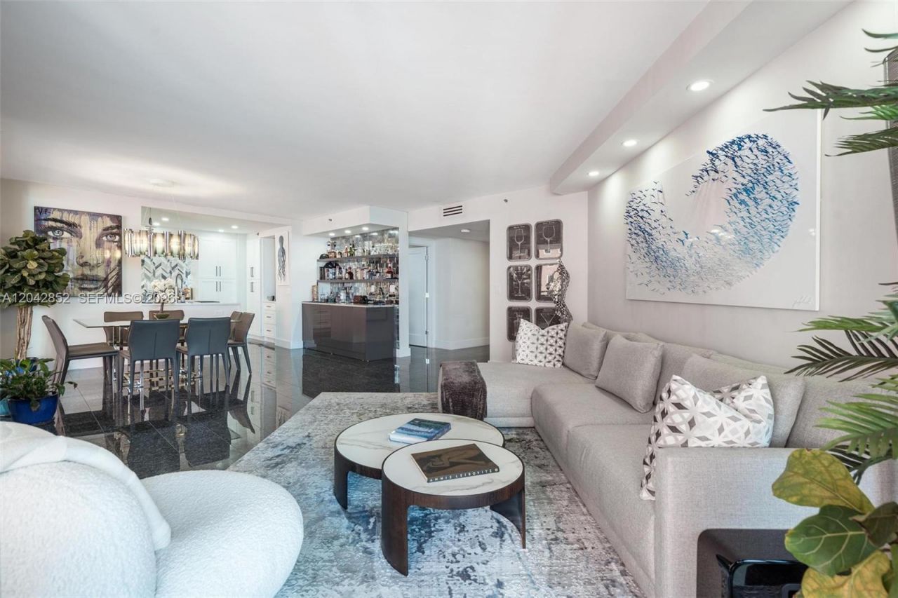 1581 Brickell Ave, Unit 1805, Miami, FL 33129 Photo