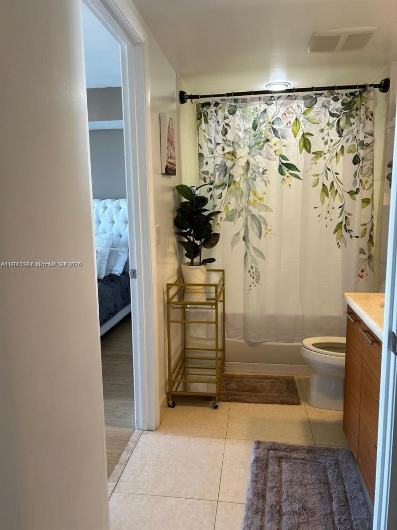 50 Biscayne Blvd , Unit 4607, Miami, FL 33132 Photo