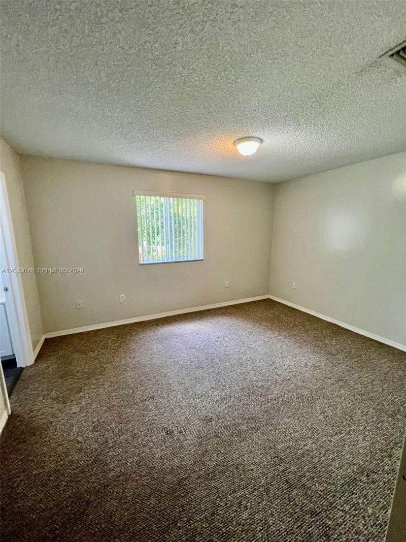 6975 NW 173rd Dr , Unit 2007, Hialeah, FL 33015 Photo