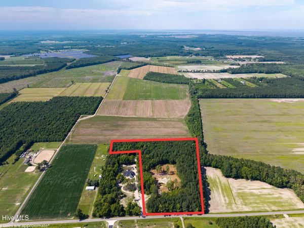 100 Cruella Lane, Shawboro, NC 27973