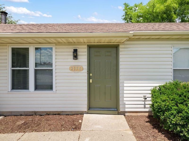 2156 Bridlewood Boulevard, Obetz, OH 43207 Photo 3