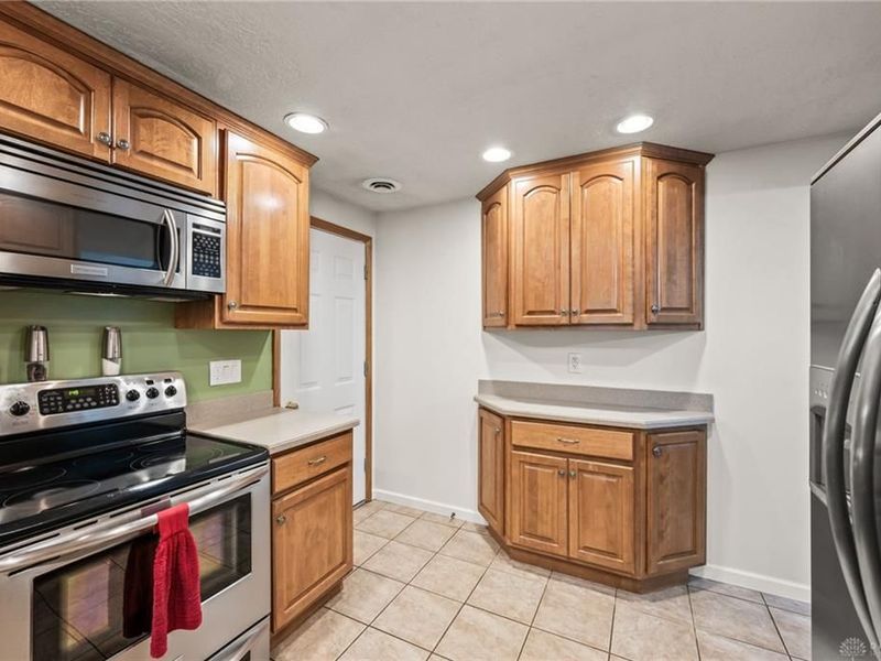 2718 Bahns Drive, Beavercreek, OH 45434 Photo 15