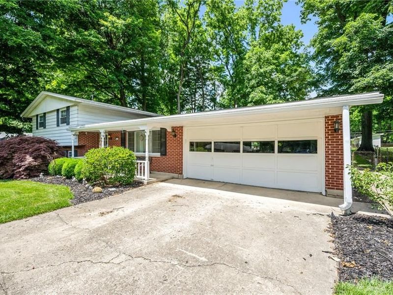 2718 Bahns Drive, Beavercreek, OH 45434 Photo 3