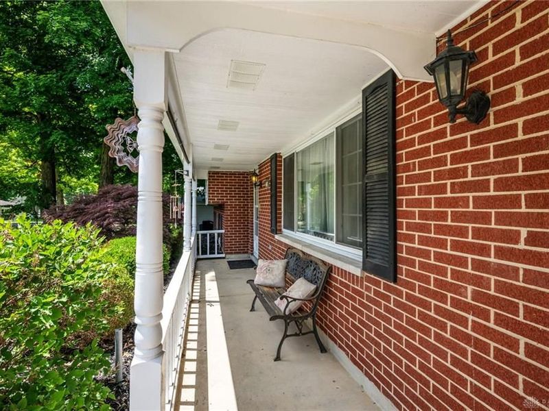 2718 Bahns Drive, Beavercreek, OH 45434 Photo 4