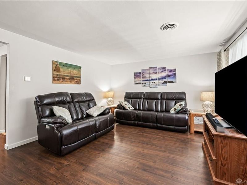 2718 Bahns Drive, Beavercreek, OH 45434 Photo 8