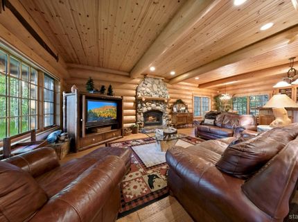 3838 Meadow Road, South Lake Tahoe, CA 96150 Photo