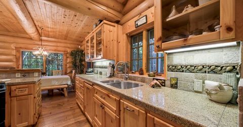 3838 Meadow Road, South Lake Tahoe, CA 96150 Photo