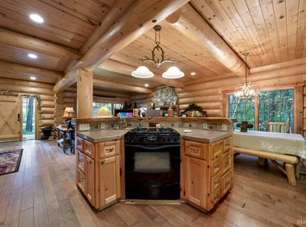 3838 Meadow Road, South Lake Tahoe, CA 96150 Photo