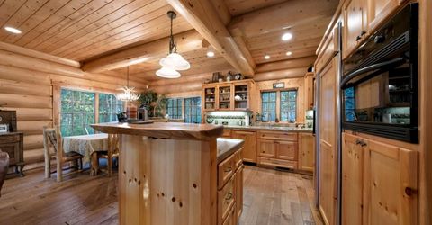3838 Meadow Road, South Lake Tahoe, CA 96150 Photo