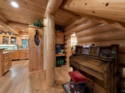 3838 Meadow Road, South Lake Tahoe, CA 96150 Photo