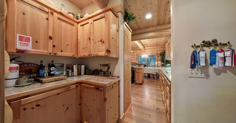 3838 Meadow Road, South Lake Tahoe, CA 96150 Photo