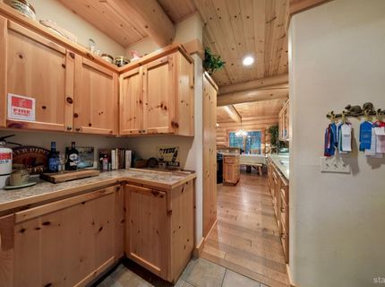 3838 Meadow Road, South Lake Tahoe, CA 96150 Photo